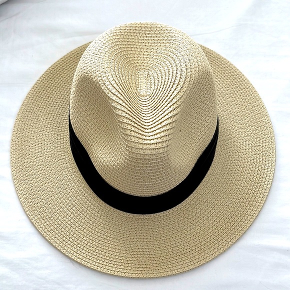 Straw hat - Picture 2 of 4
